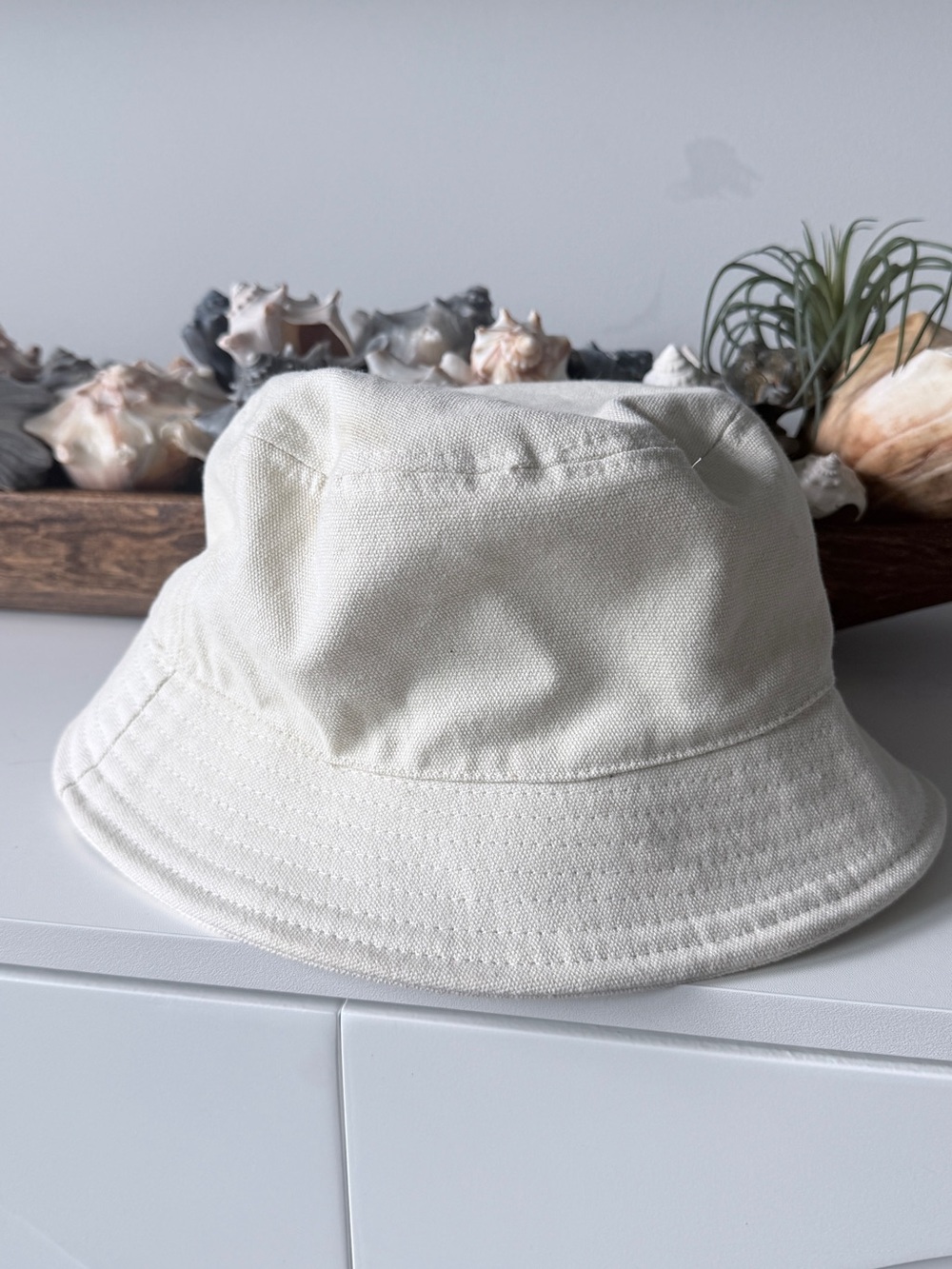 Steve Madden Cream Cotton Bucket Hat - Picture 3 of 4